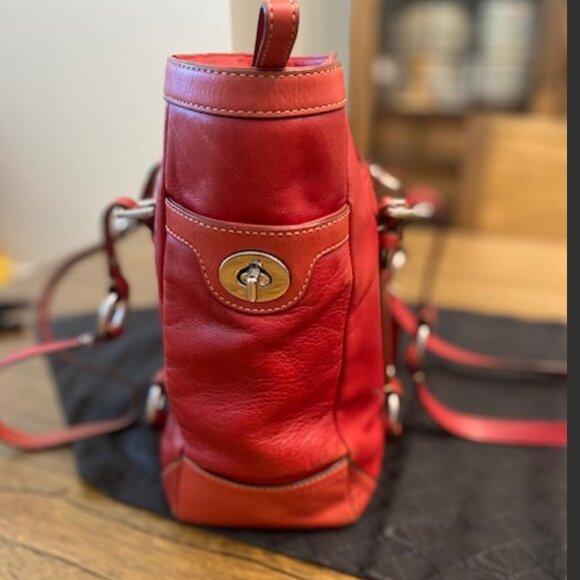 COACH Vintage Gallery East West Tote Handbag - Picture 6 of 15